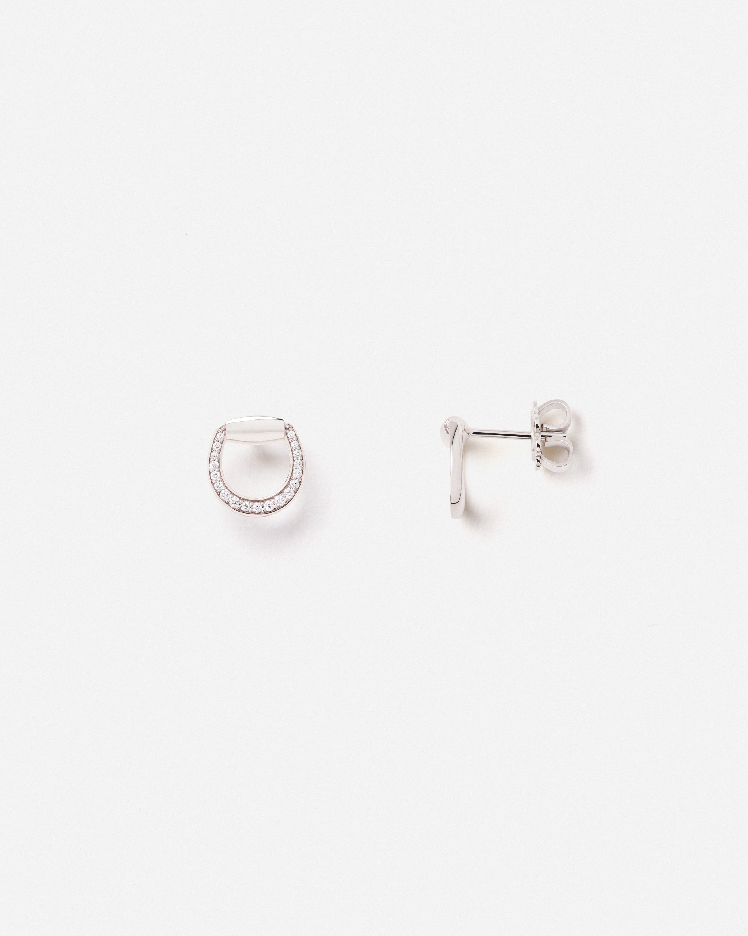 Connection Earrings in 18k White Gold with White Diamonds