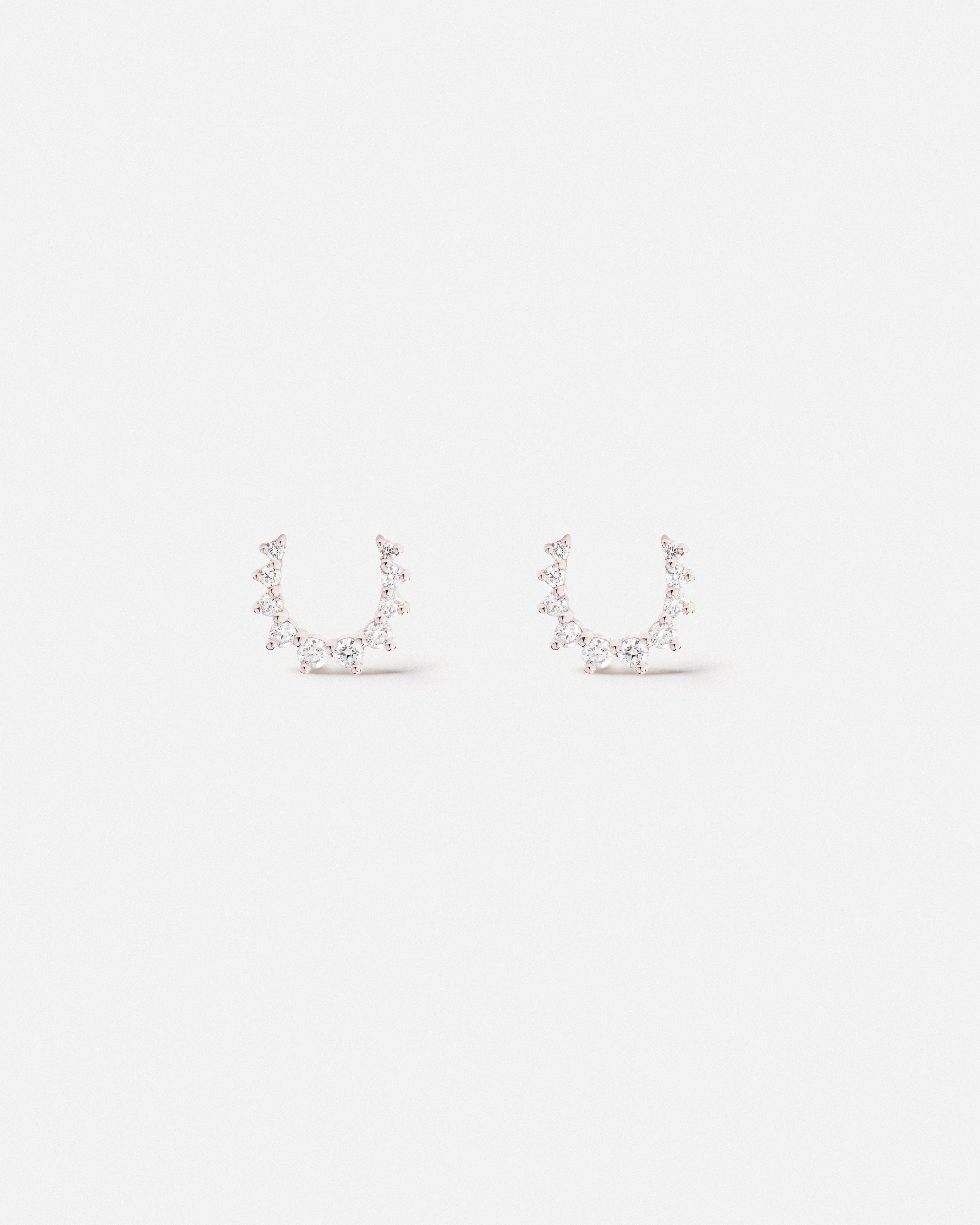 Confidence Earrings in 18k White Gold with White Diamonds