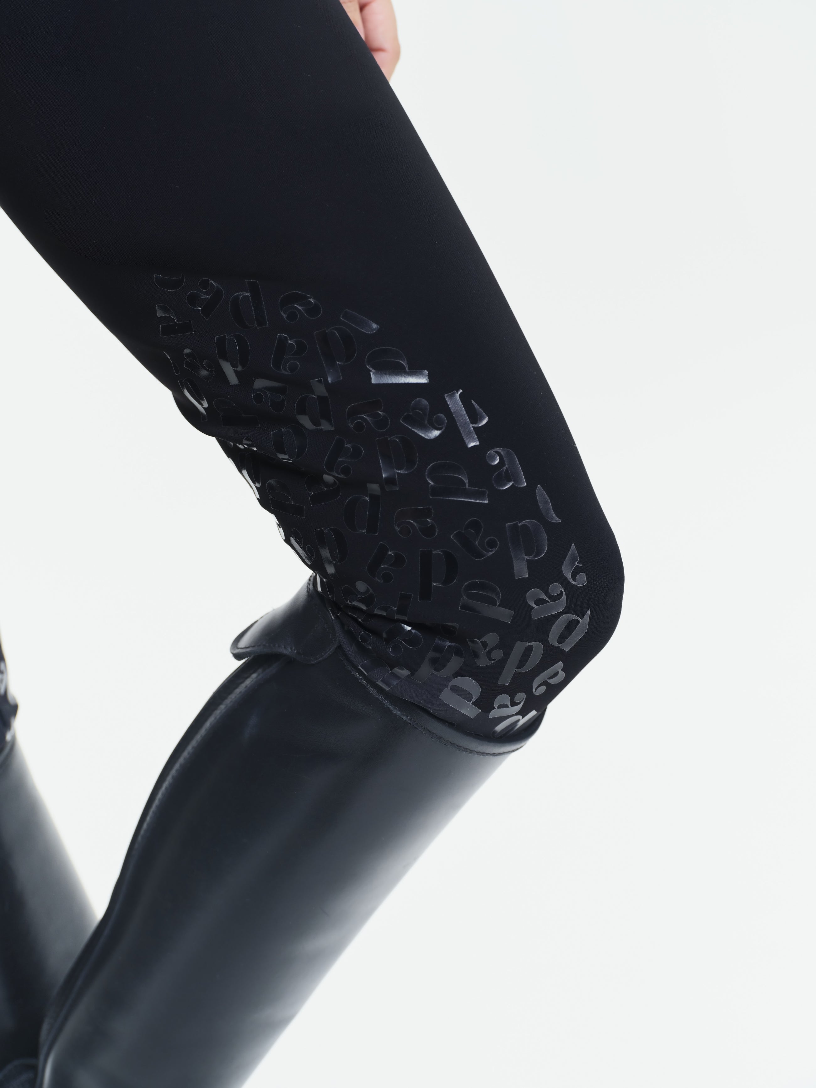 New Kit Sculpting Breeches in Black