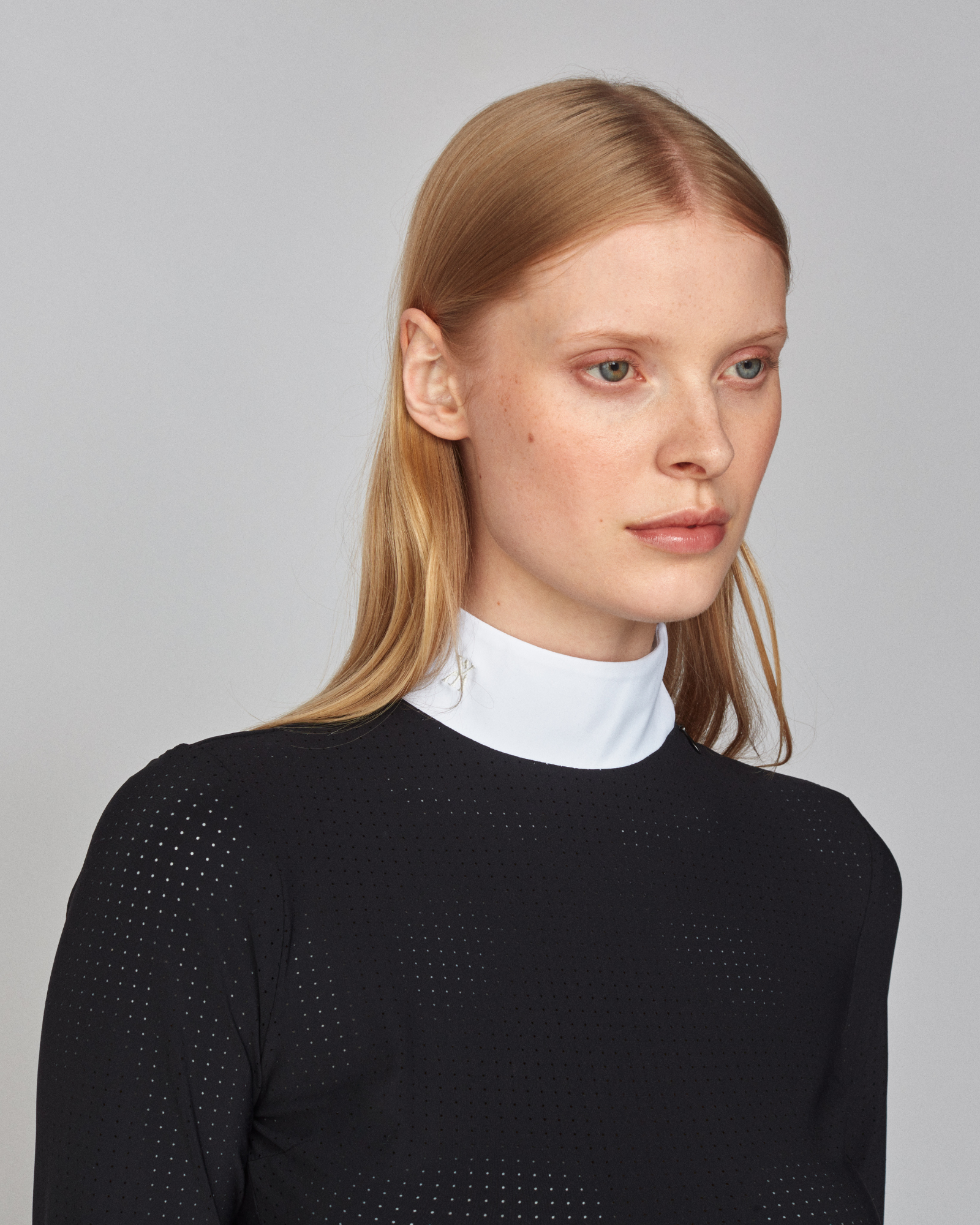 Timeless Mesh Show Shirt in Black