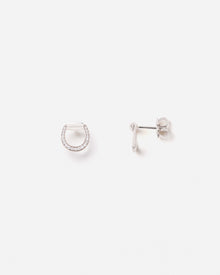 Connection Earrings in 18k White Gold with White Diamonds