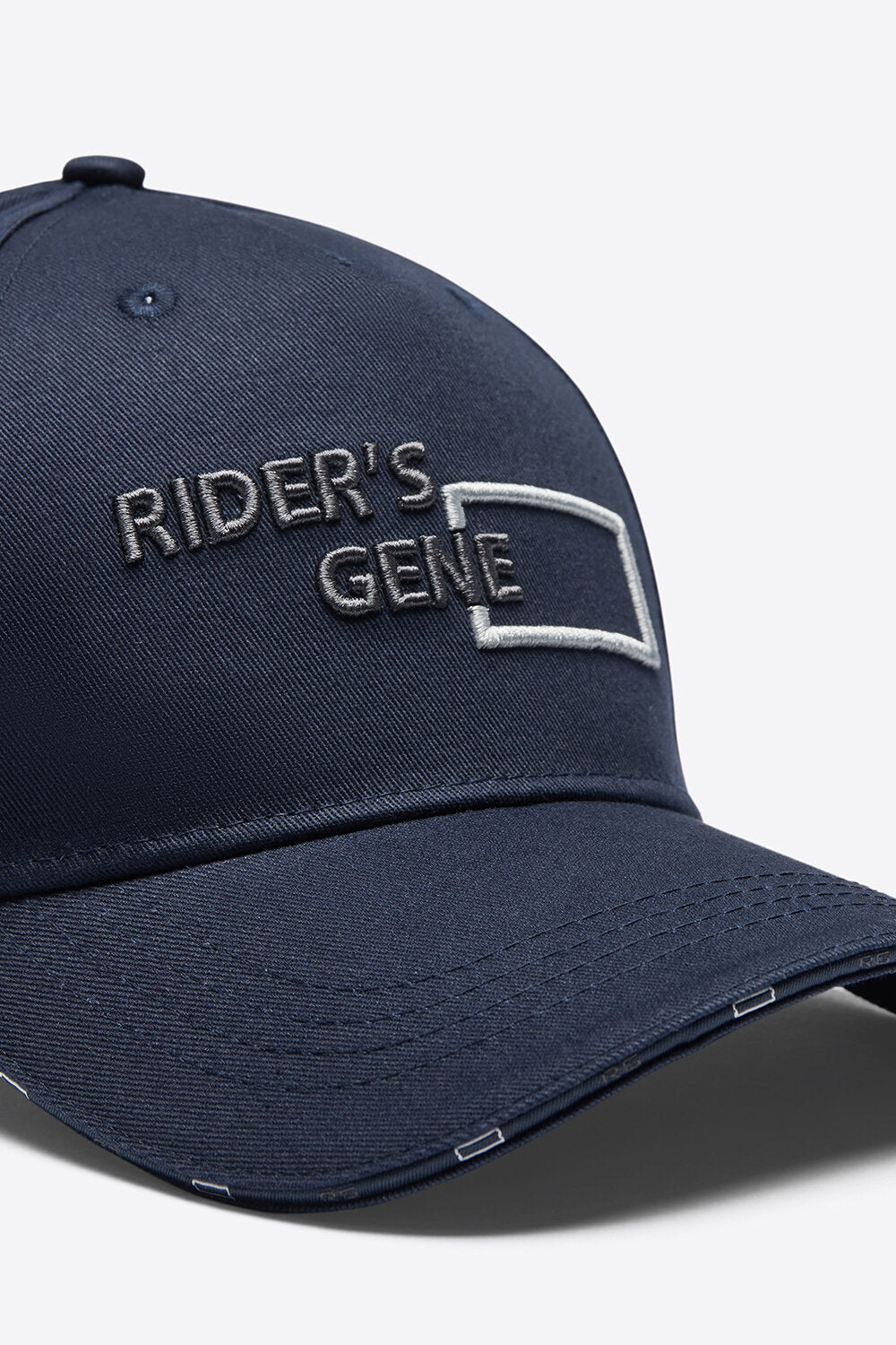 Embroidered Cap in Navy