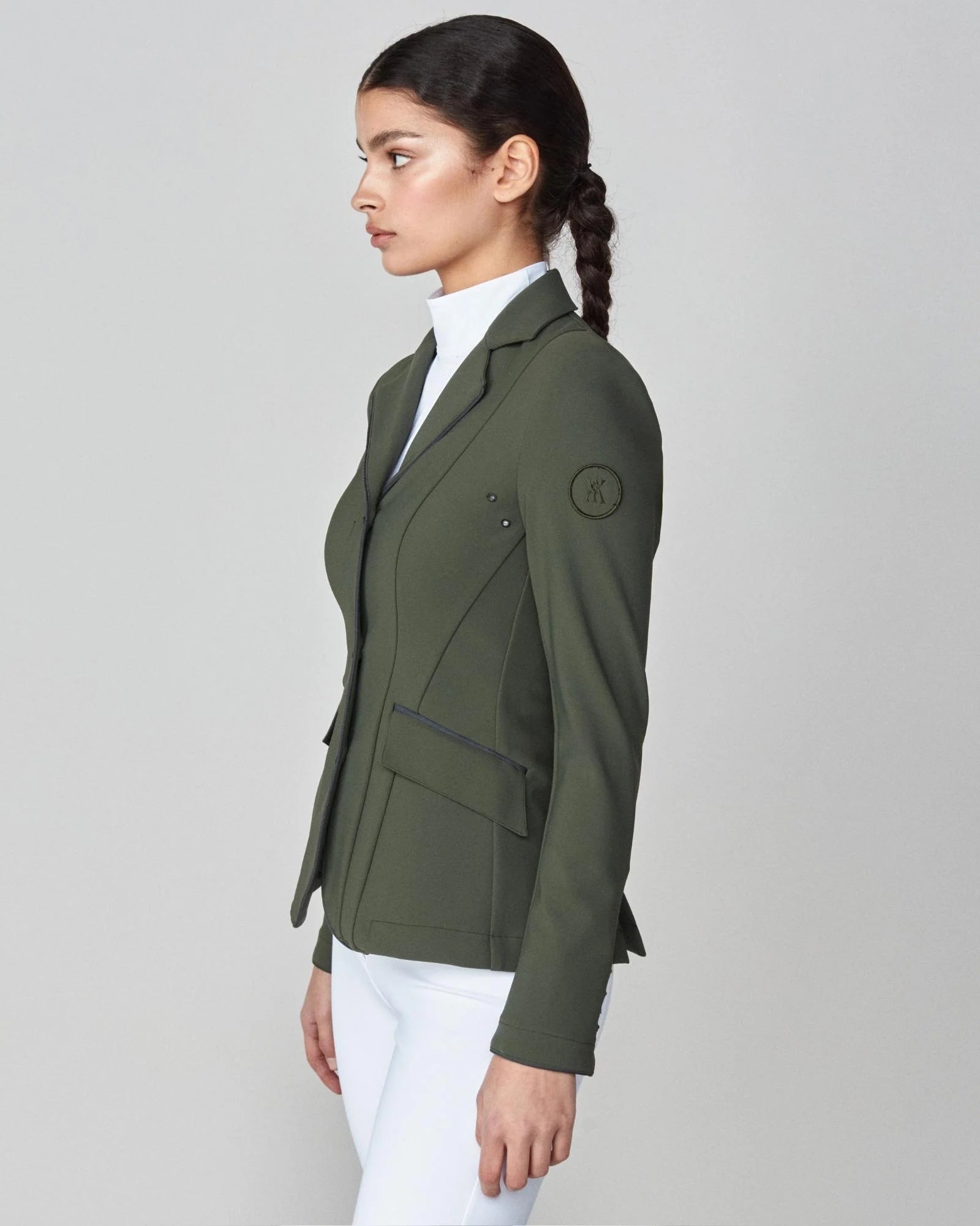 Performance Show Jacket in Green