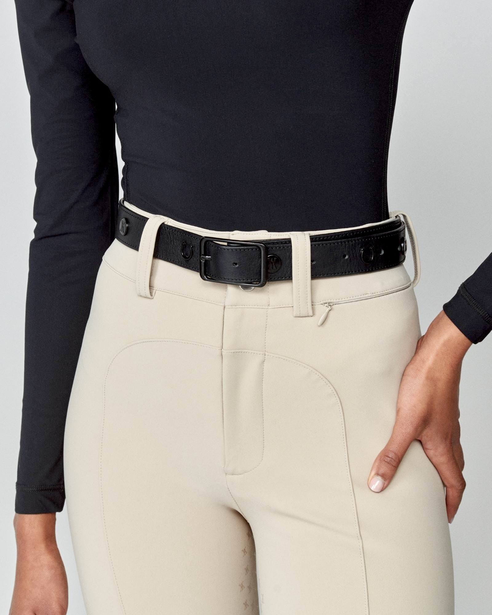 Leather Buckle Belt in Black