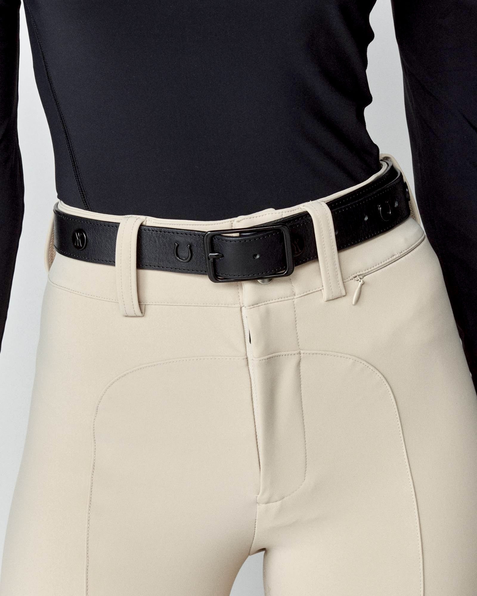 Leather Buckle Belt in Black