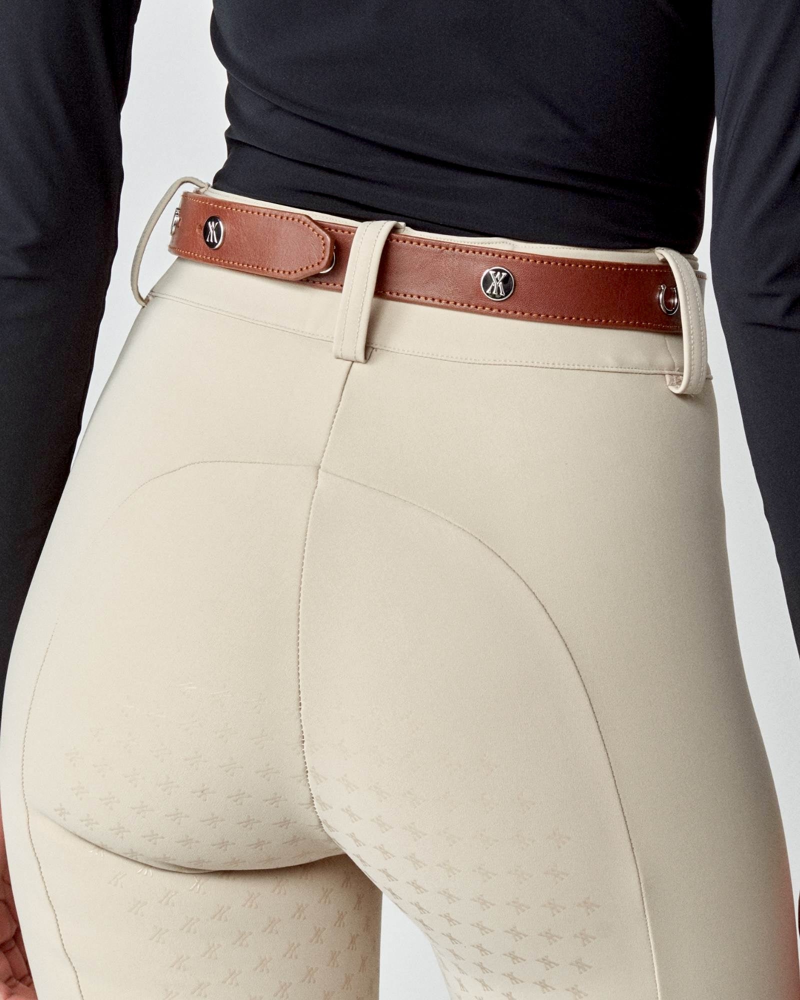 Leather Buckle Belt in Brown