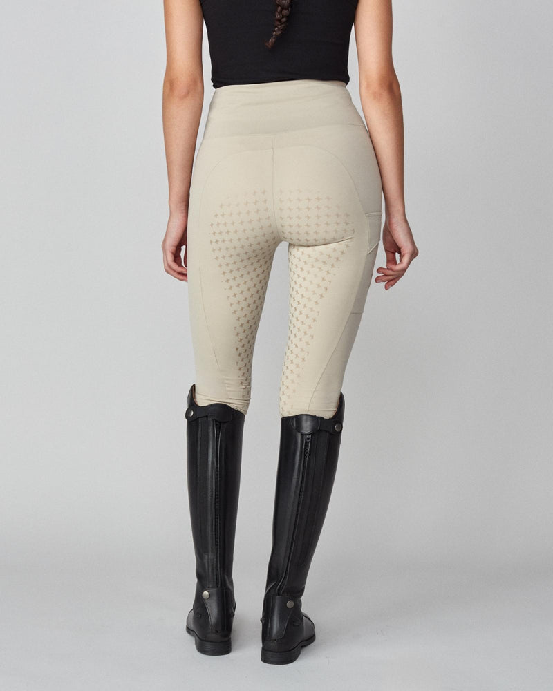 Lightweight Riding Breeches in Tan
