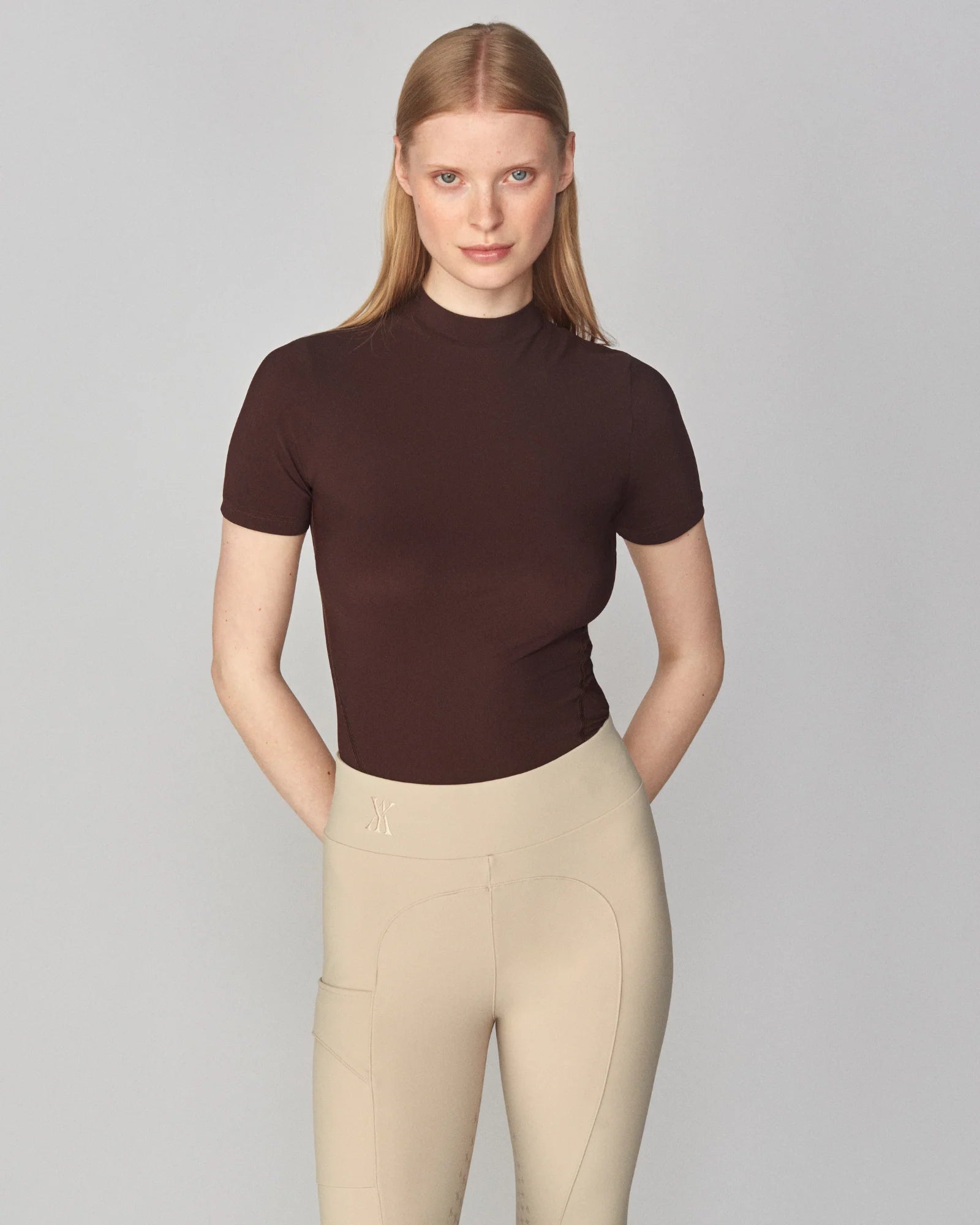 Lightweight Short Sleeve Top in Dark Brown
