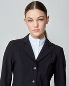 Performance Show Jacket in Black