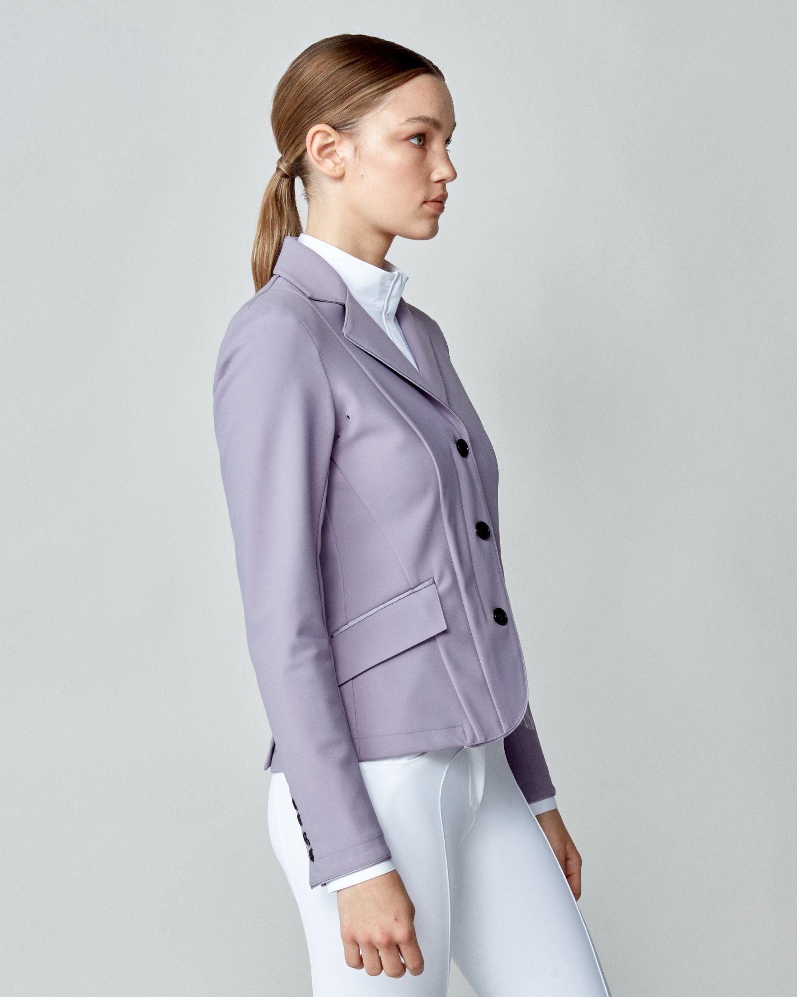 Performance Show Jacket in Lavender