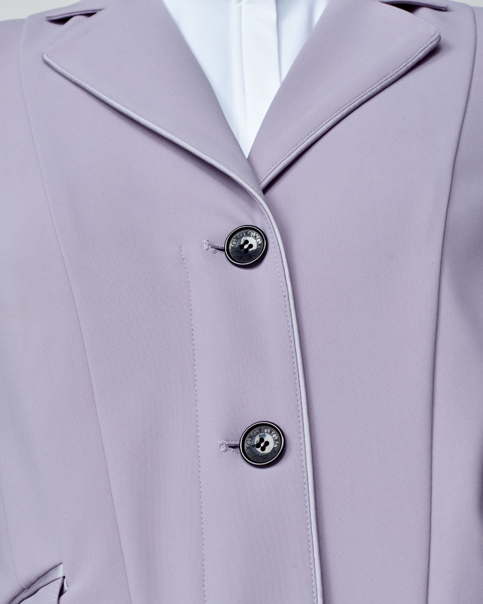 Performance Show Jacket in Lavender