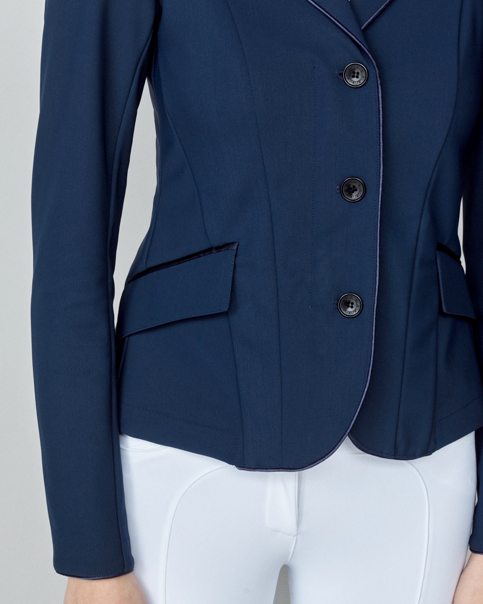 Performance Show Jacket in Navy
