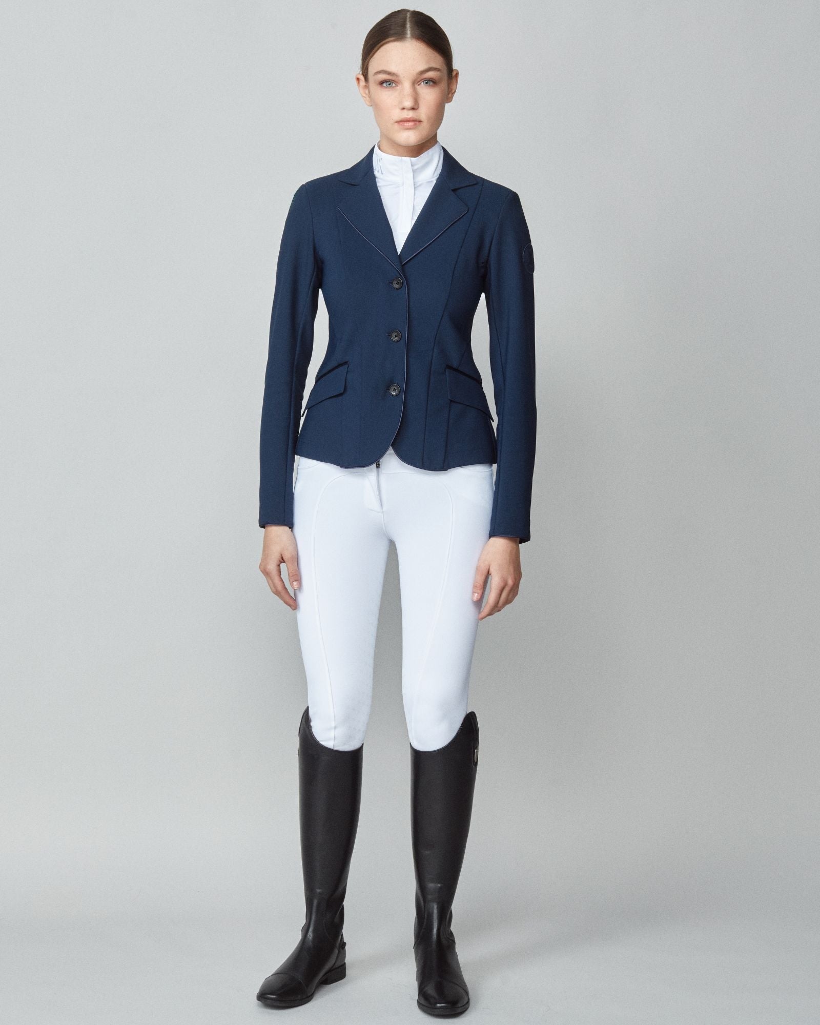 Performance Show Jacket in Navy
