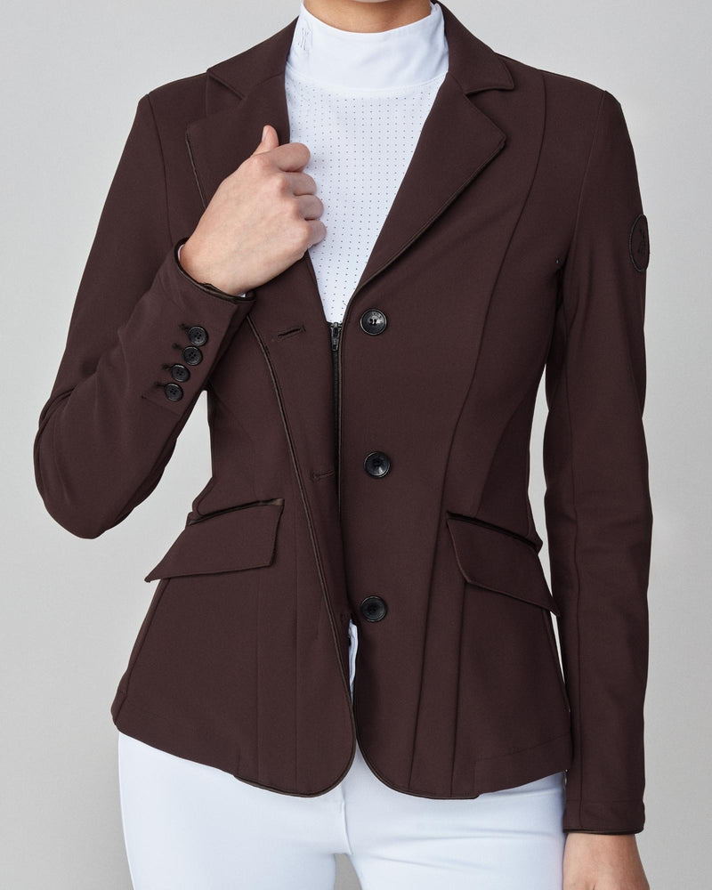 Performance Show Jacket in Dark Brown