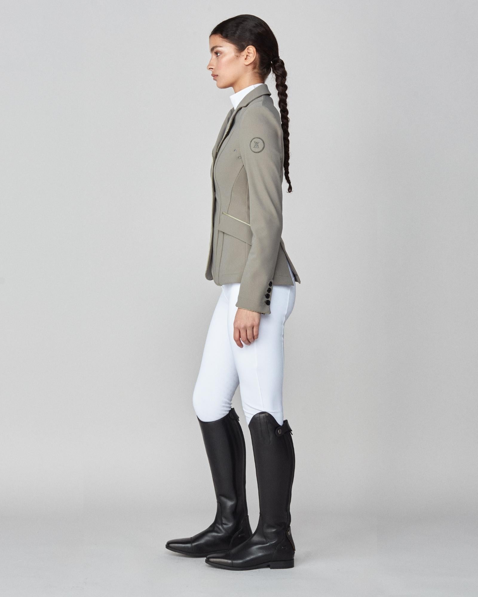 Performance Show Jacket in Sage