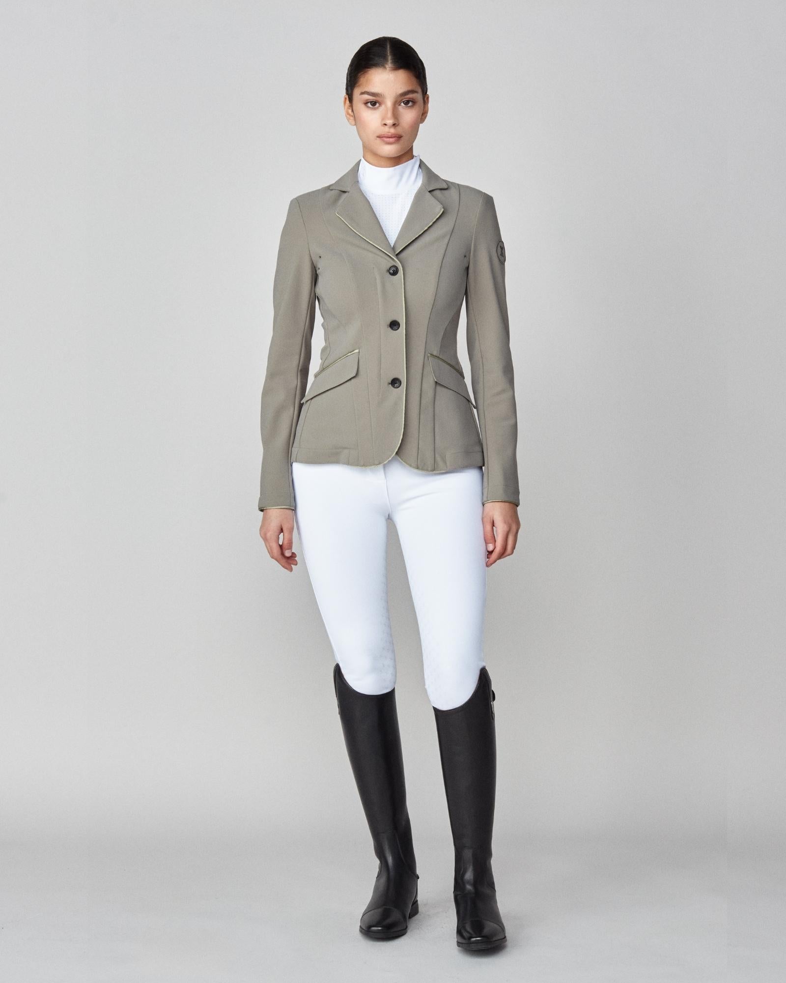 Performance Show Jacket in Sage