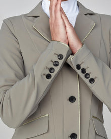 Performance Show Jacket in Sage