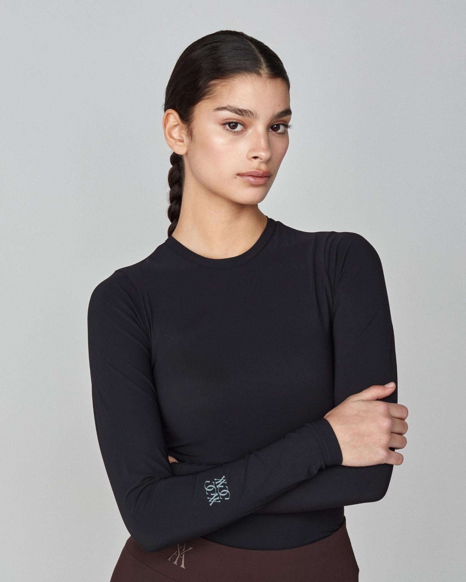 Sculpting Long Sleeve Top in Black