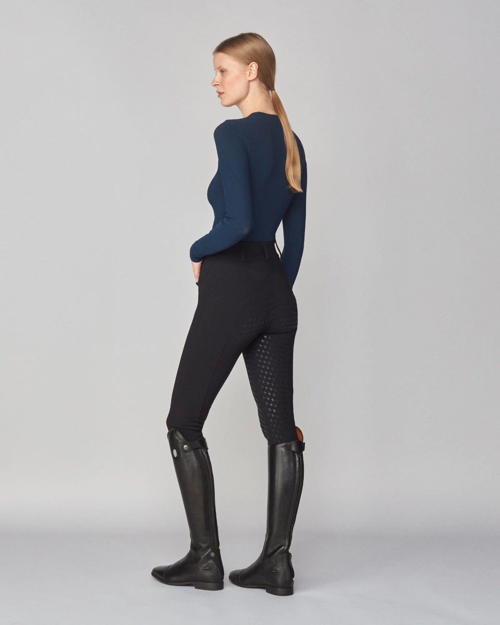 Sculpting Long Sleeve Top in Navy