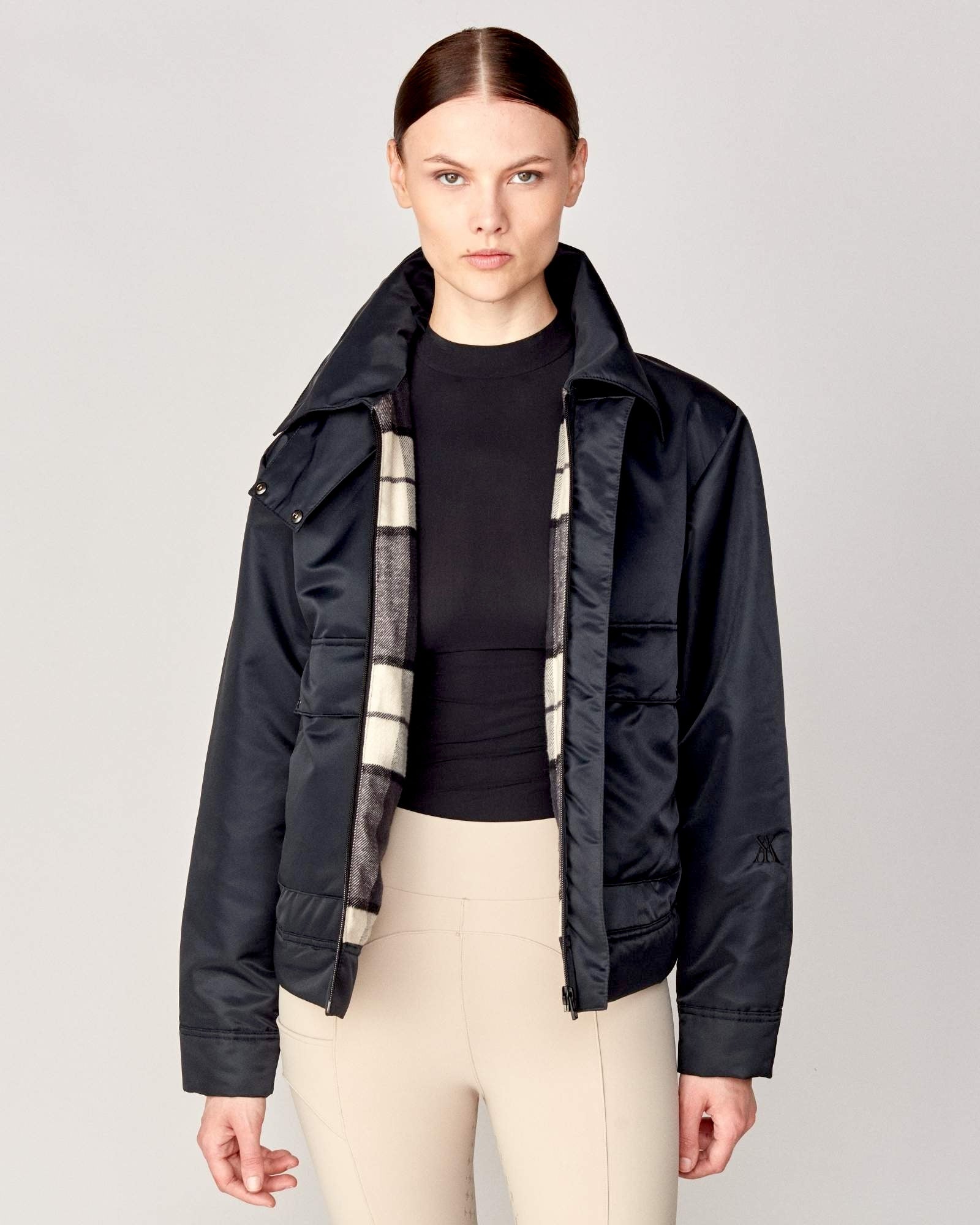 Short Padded Jacket in Black