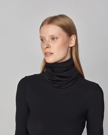 Signature Winter Buff in Black