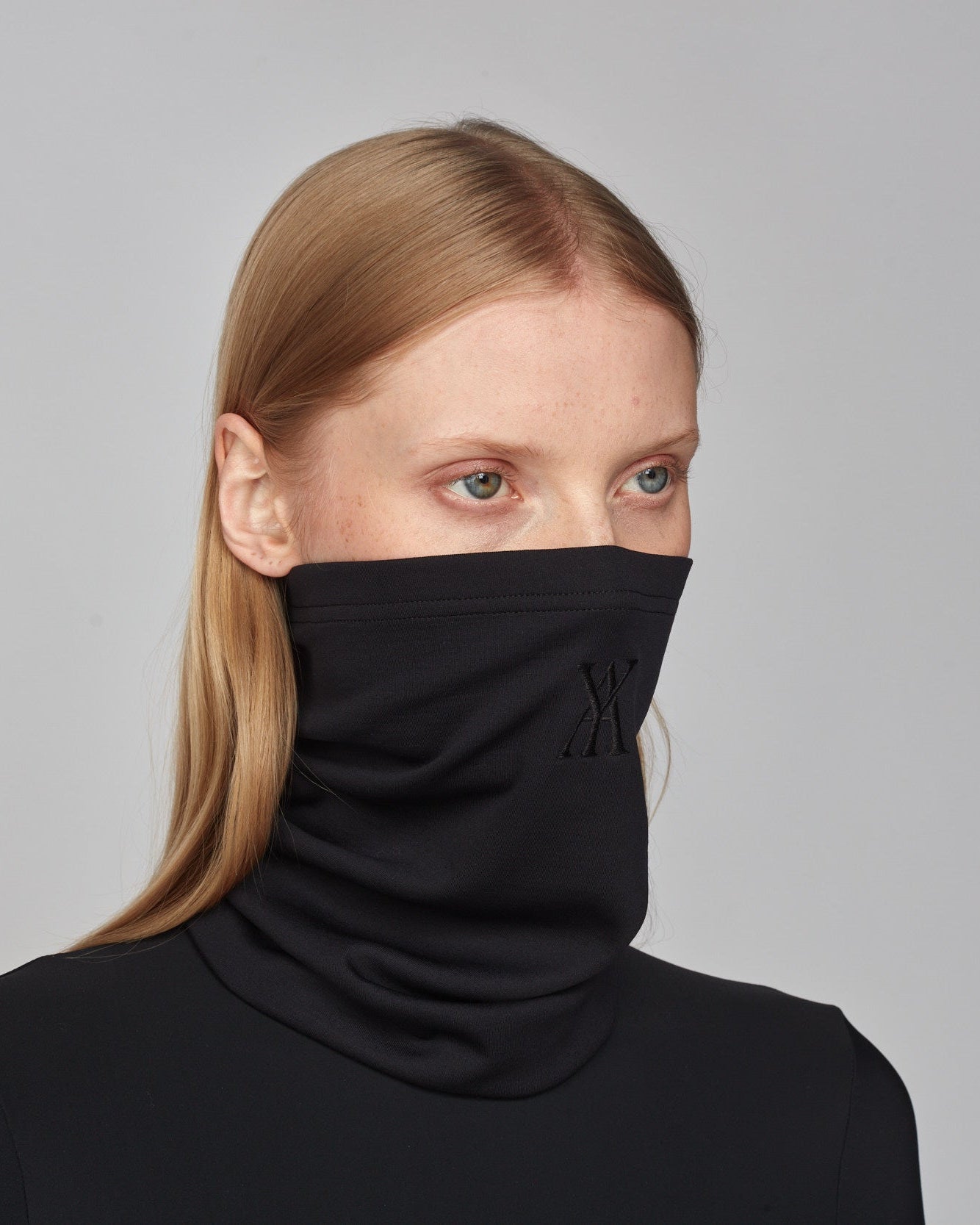 Signature Winter Buff in Black