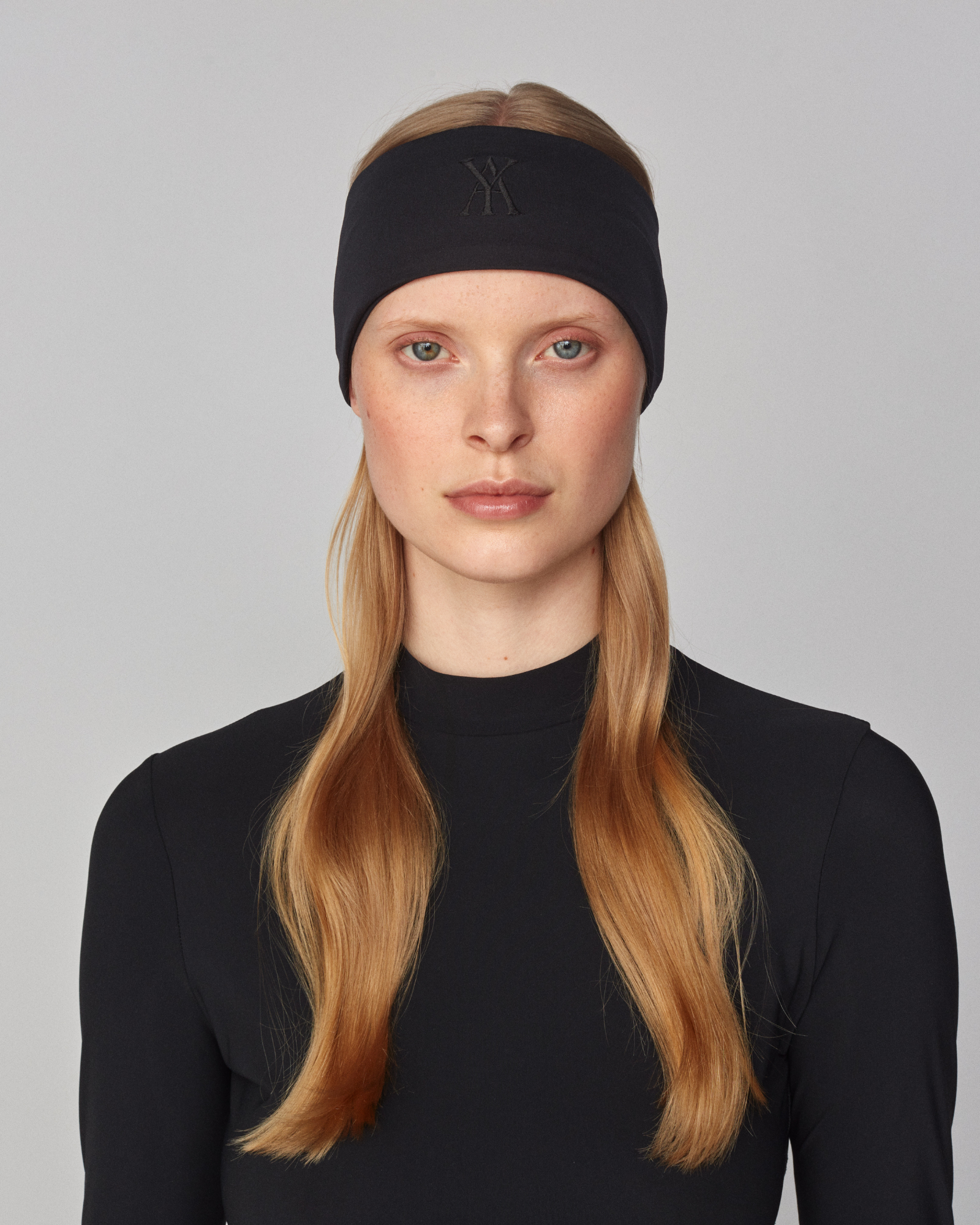 Signature Headband in Black