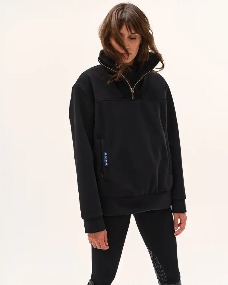 Urvoso Pullover Jacket in Black