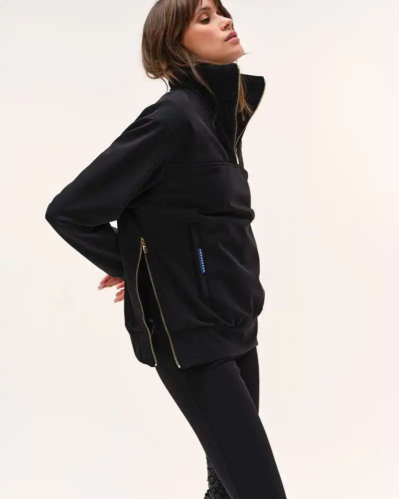 Urvoso Pullover Jacket in Black