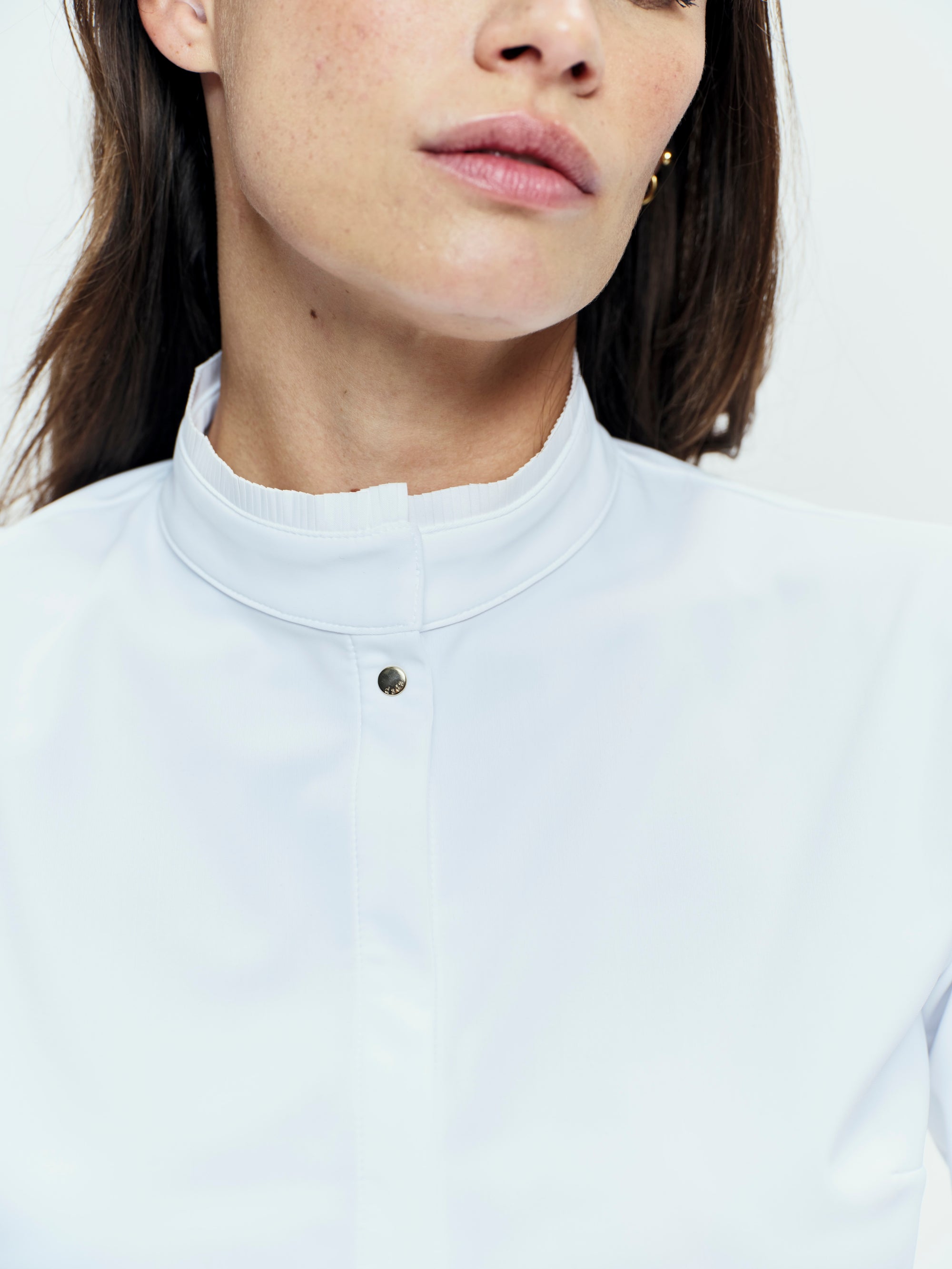 Vendetta Show Shirt in White